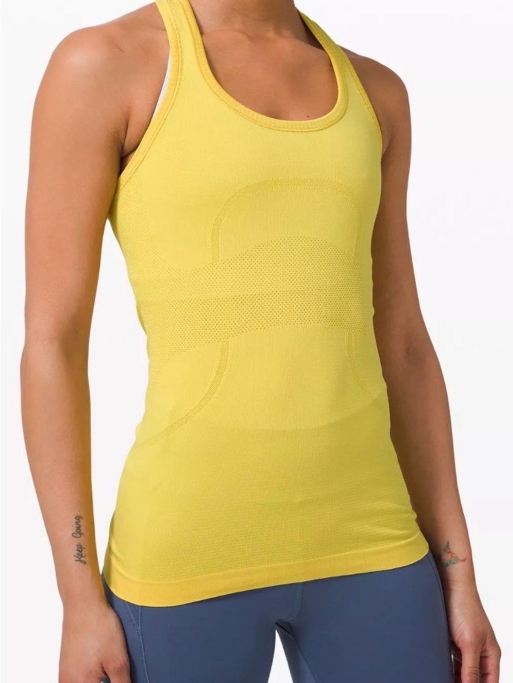 Lululemon Swiftly Tech Racerback Tank Top Honeycomb Yellow Size 4 EUC